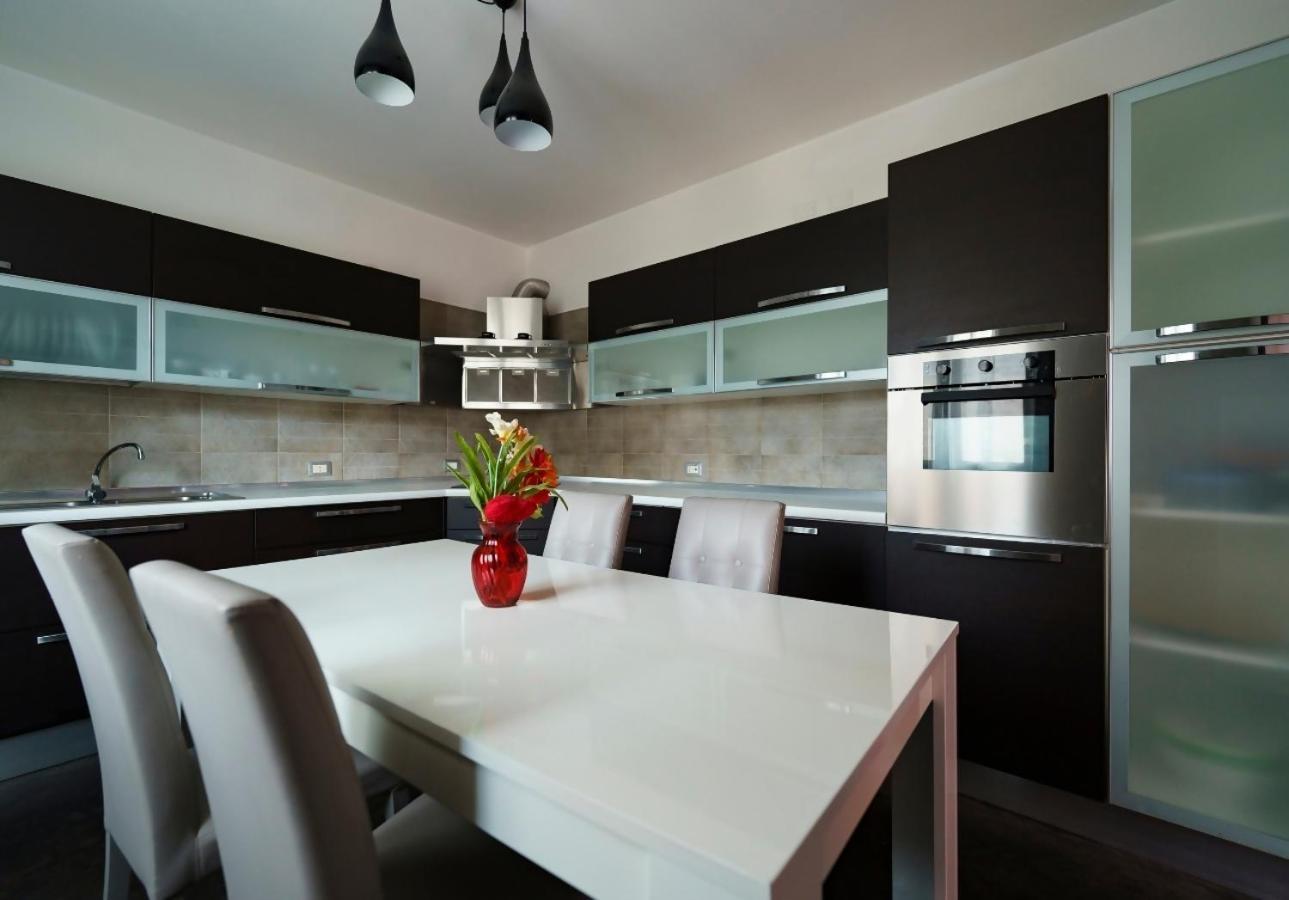 Guest Friends Apartment ตราปานี ห้อง รูปภาพ