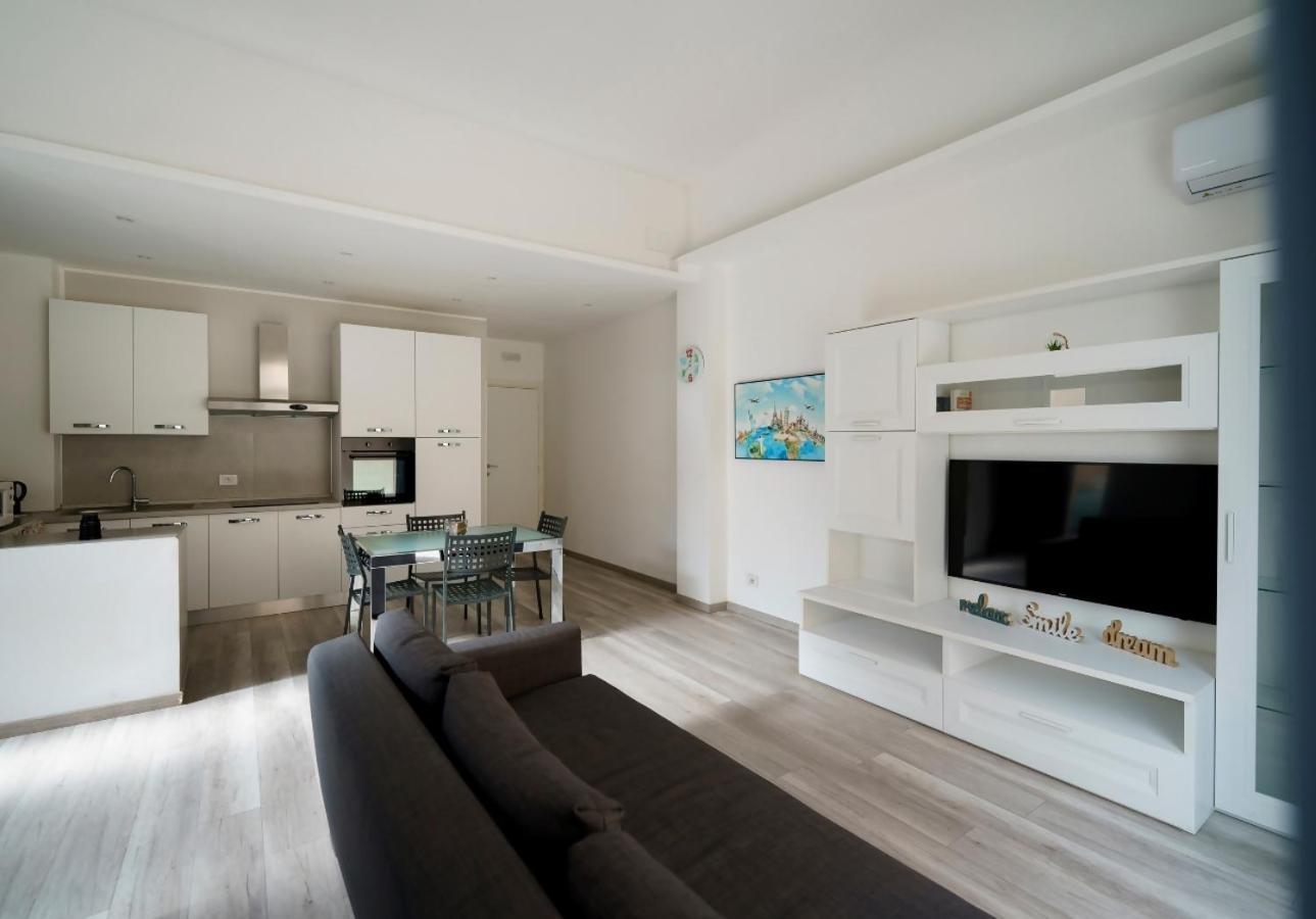 Guest Friends Apartment ตราปานี ห้อง รูปภาพ