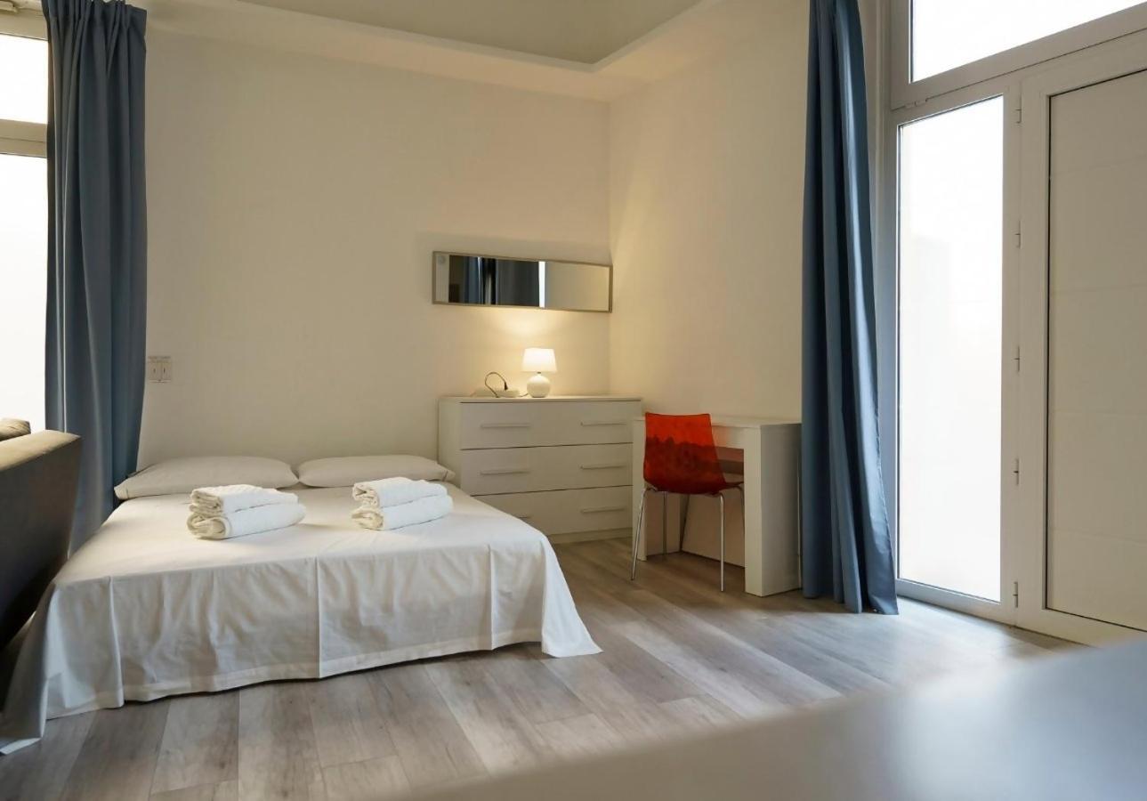 Guest Friends Apartment ตราปานี ภายนอก รูปภาพ