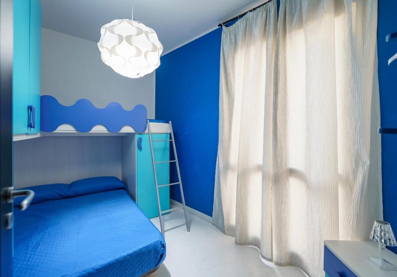 Guest Friends Apartment ตราปานี ภายนอก รูปภาพ